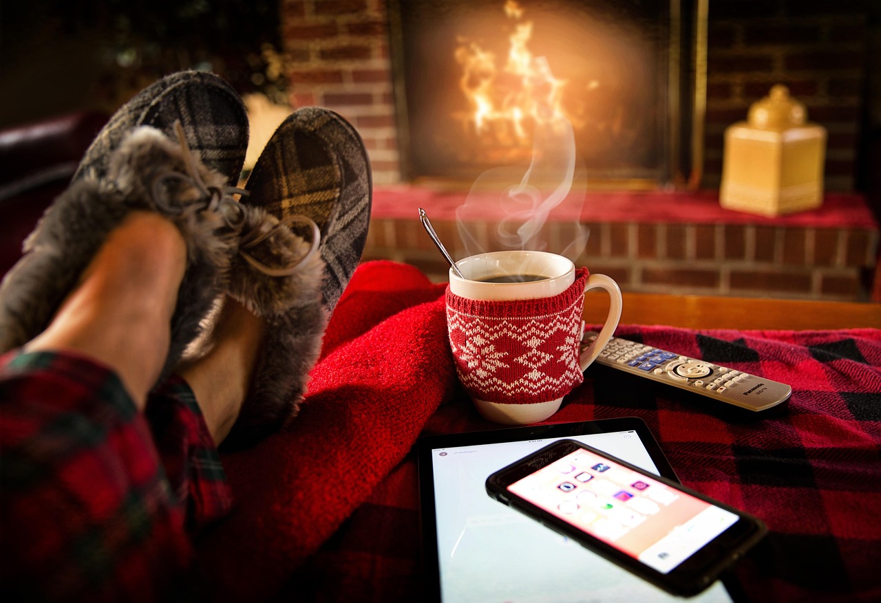 christmas wallpaper, relaxing, lounging, saturday, cozy, fireplace, winter, lounge, relaxation, relax, comfortable, home